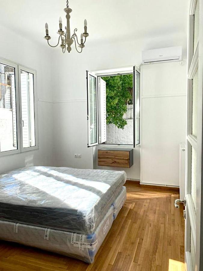 Modern 3Br Maisonette With Garden 10 Min From Acropolis Athens Exterior photo